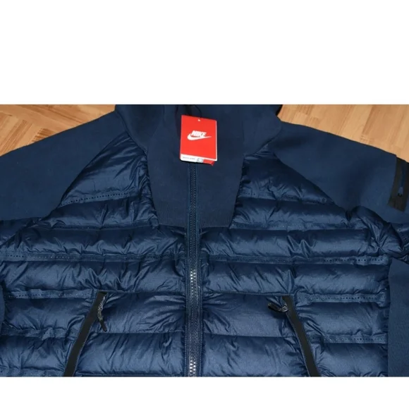 Womens Nike Aeroloft Tech Jacket